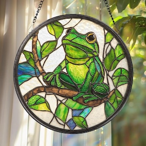 Green Frog Stained Glass Suncatcher, Lotus Flower Window Hanging, Outdoor Nature Decor, Amphibian Lover Gift, Garden Room Wall Art